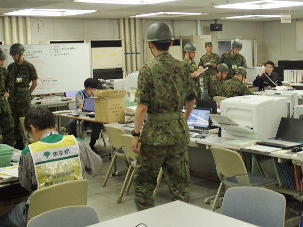 東京都、自衛隊と３年ぶり統合防災演習