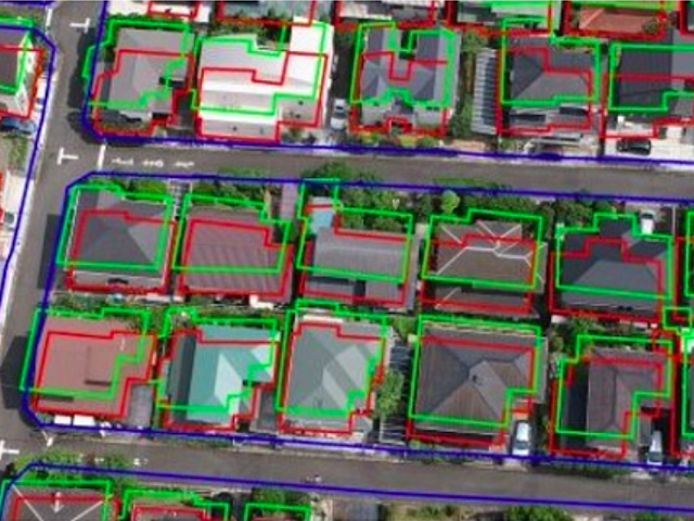 ドローンの空撮画像から家屋の被災状況を確認