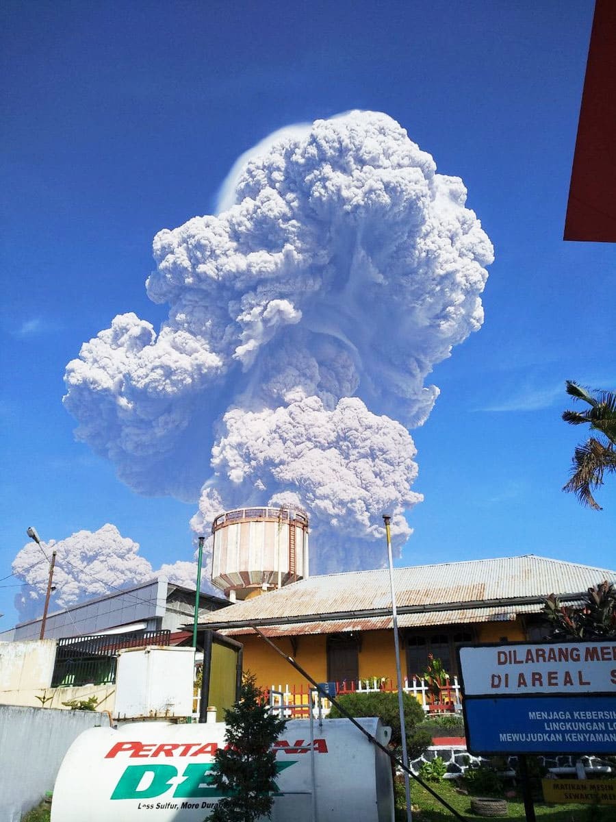 スマトラ島で火山噴火 インドネシア 死傷者確認されず 防災 危機管理トピックス リスク対策 Com 新建新聞社