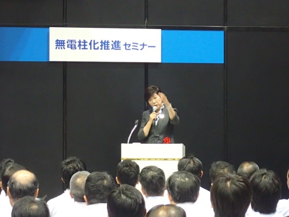 能率協会・無電柱化推進展に小池都知事