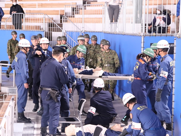 大会中の首都直下想定し五輪会場で訓練