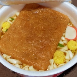 「赤いきつね」CM炎上は何をあらわにしたのか？