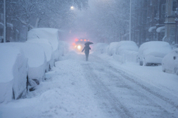 米北東部で記録的暴風雪＝各地に非常事態宣言、５０万世帯停電