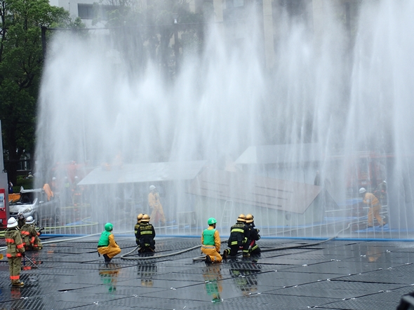 船で帰宅困難者搬送、10年ぶり水難救助