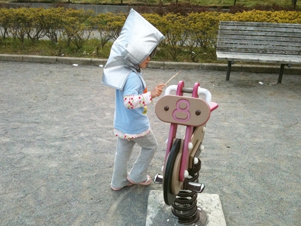 「千羽鶴」と「手作り防災ずきん」について考える