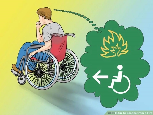 避難時における車いすでの階段の上り下りについて