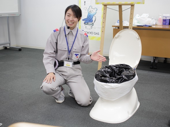 災害時用トイレづくり・火起こし学ぶ